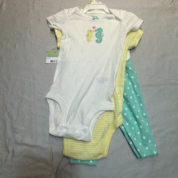 Carter's NWT White and Yellow Matching Set for Playful Days - Picture 2 of 5